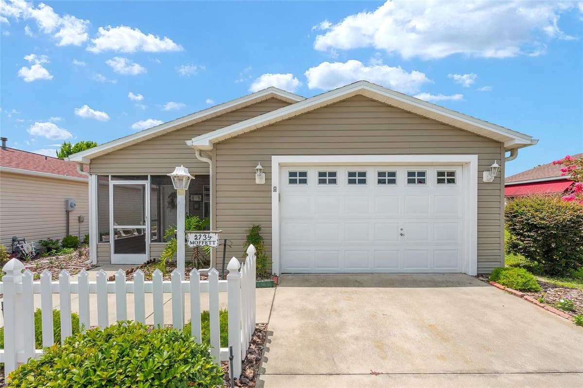 2734 MONCAYO AVENUE — photo 63 of 69