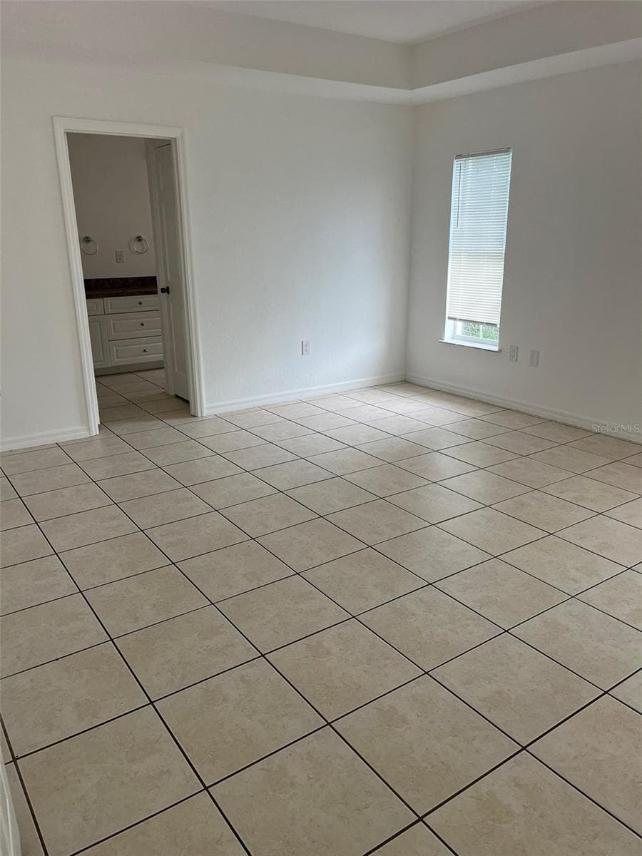 3049 38TH AVENUE — photo 10 of 25