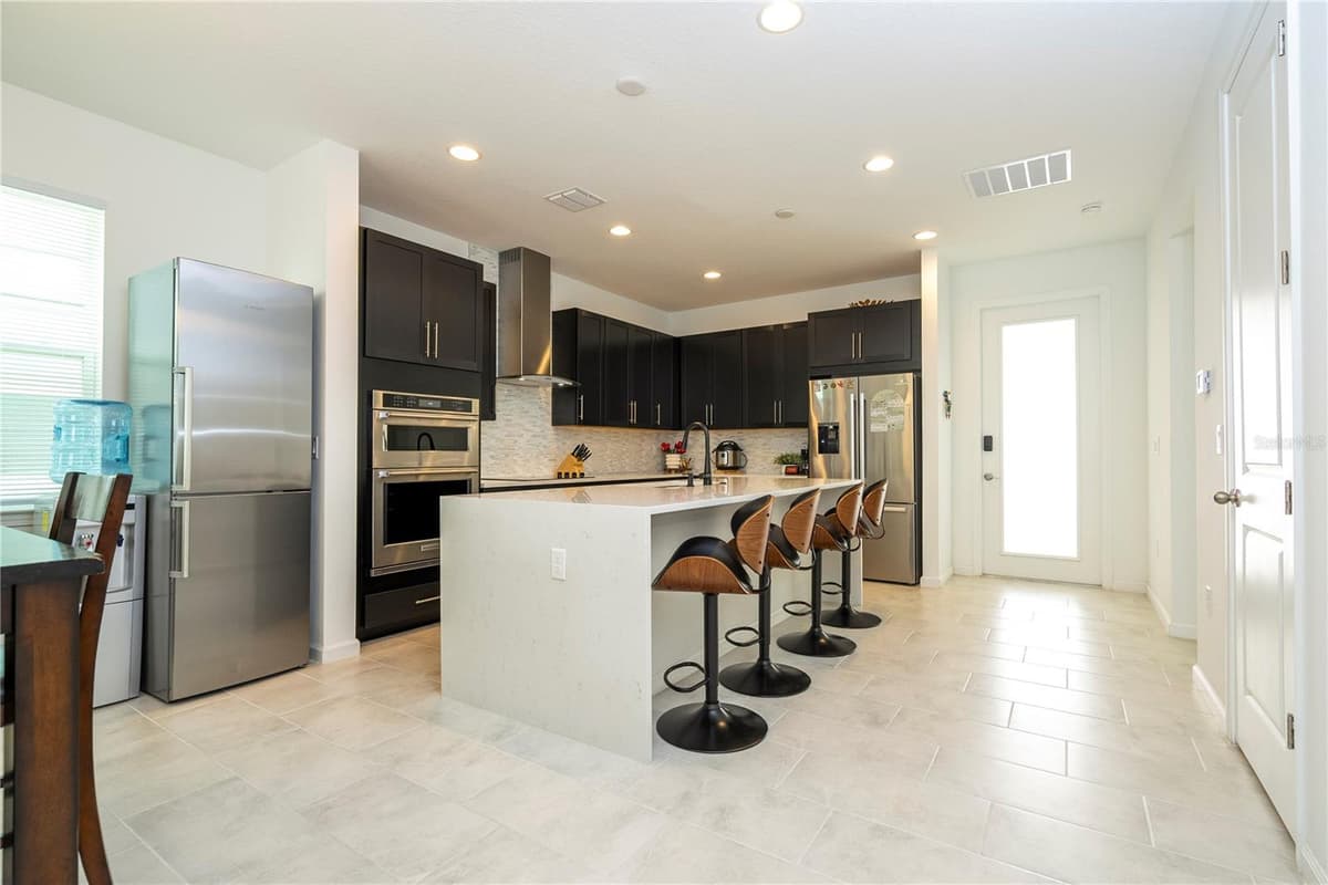 5320 LAKE VIRGINIA STREET — photo 10 of 67