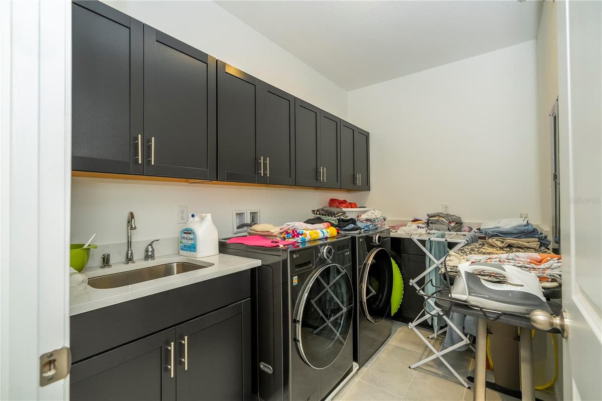 5320 LAKE VIRGINIA STREET — photo 48 of 67