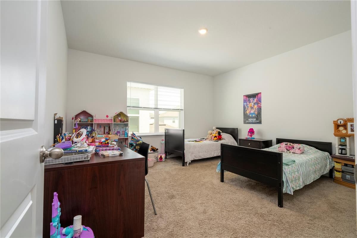 5320 LAKE VIRGINIA STREET — photo 36 of 67
