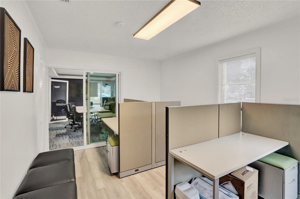 750 LOWELL BOULEVARD — photo 18 of 19