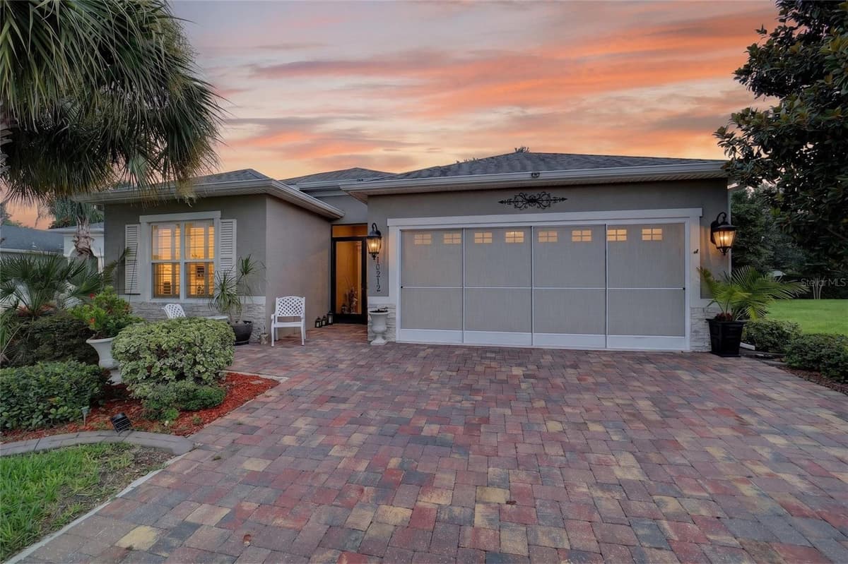 10212 JULIA ISLES AVENUE — photo 2 of 60