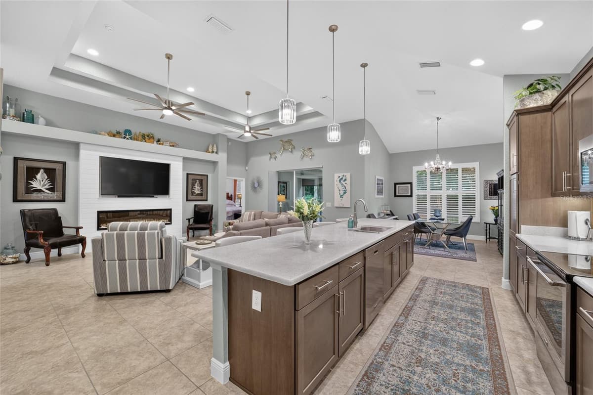 10212 JULIA ISLES AVENUE — photo 24 of 60