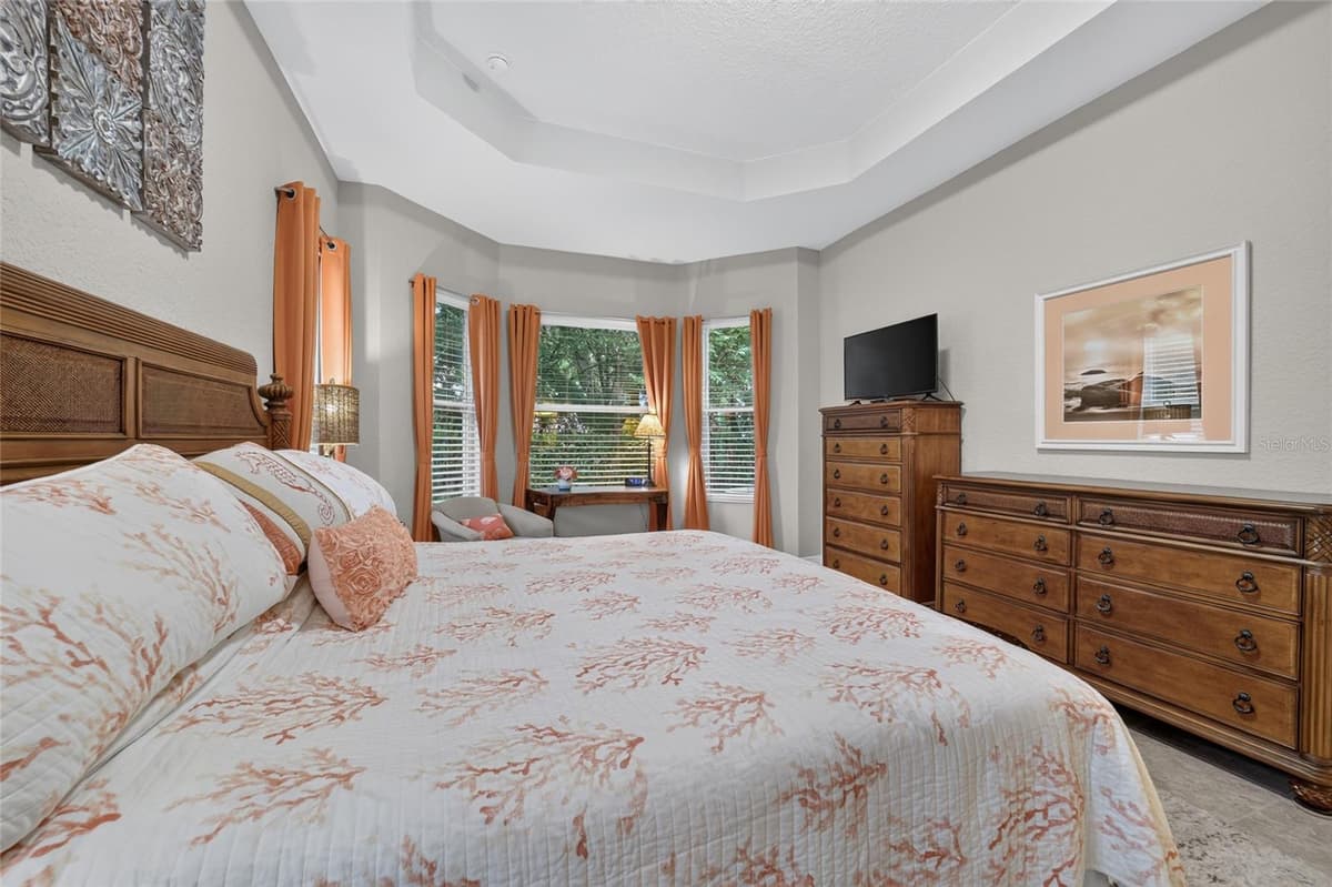 10212 JULIA ISLES AVENUE — photo 30 of 60