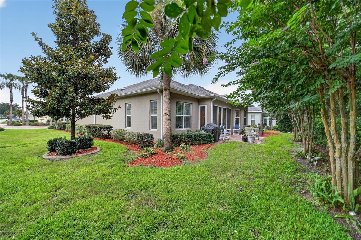 10212 JULIA ISLES AVENUE — photo 52 of 60
