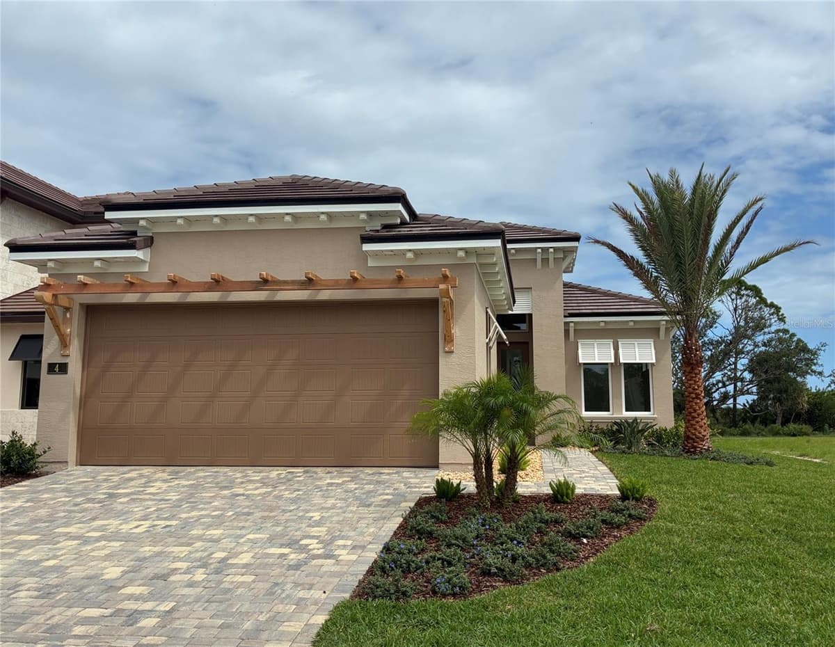 4 CORONADO ROAD — photo 13 of 36