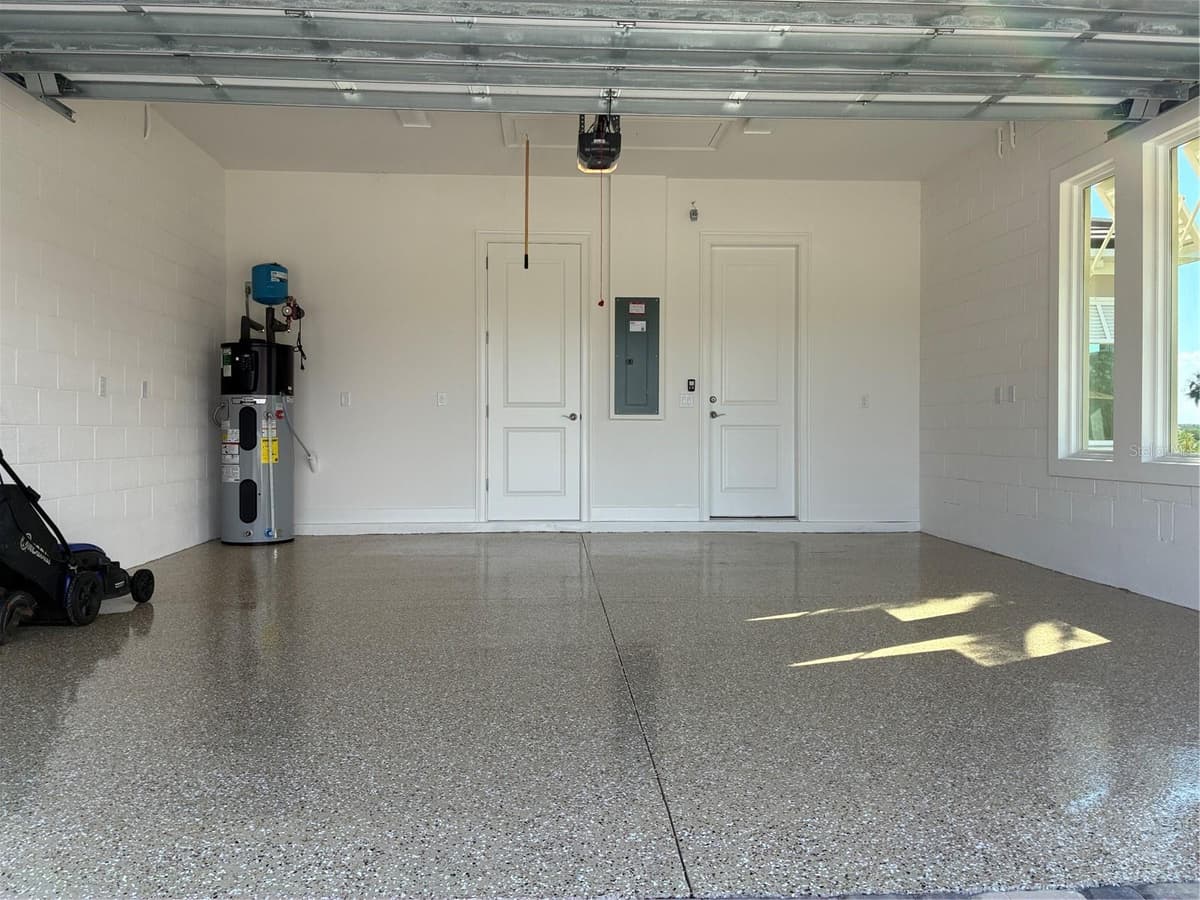 4 CORONADO ROAD — photo 16 of 36