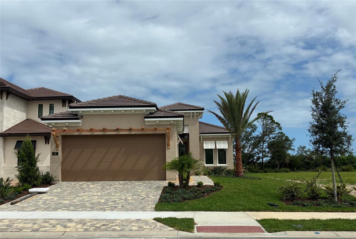 4 CORONADO ROAD — photo 6 of 36