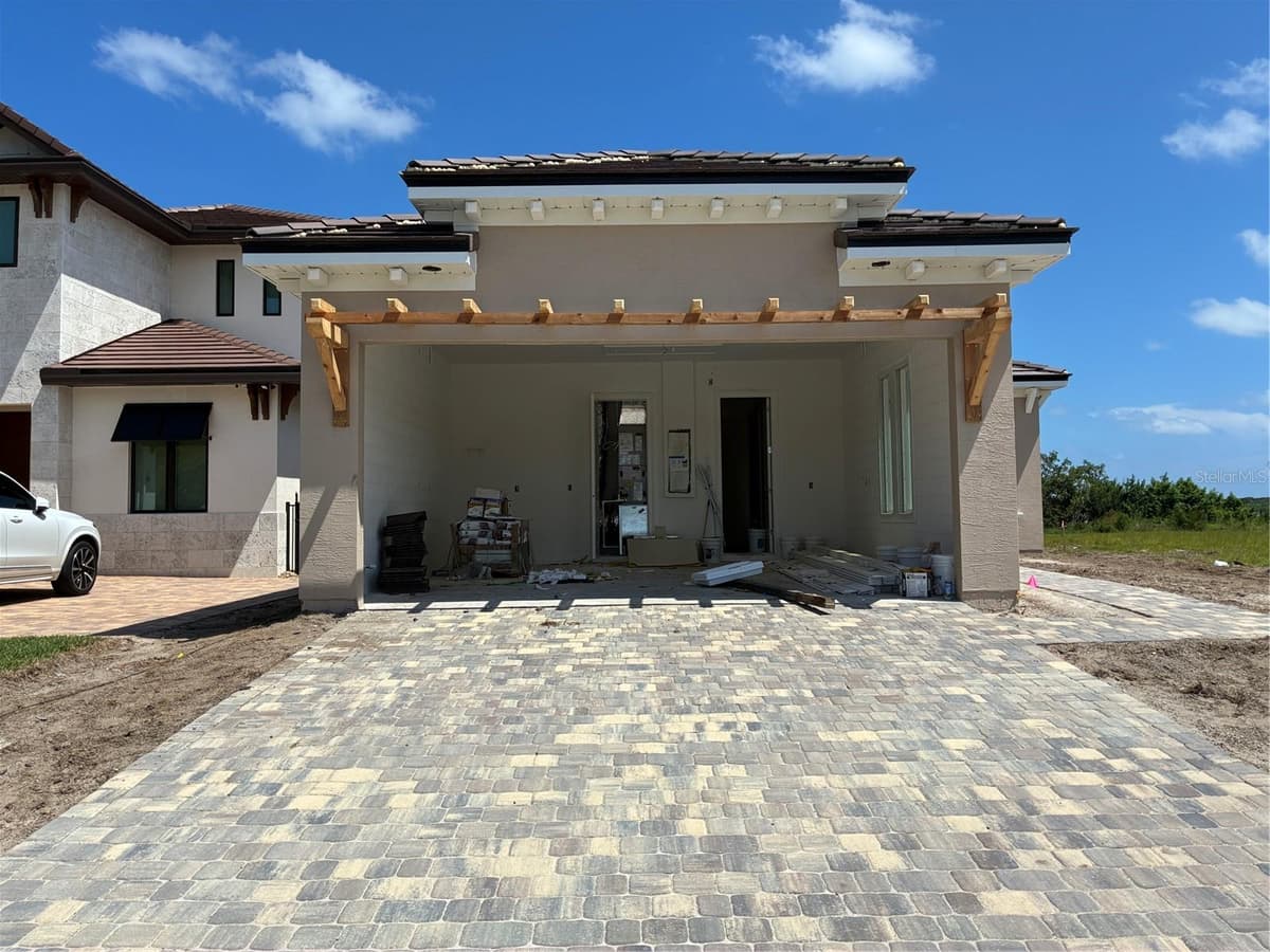 4 CORONADO ROAD — photo 15 of 36