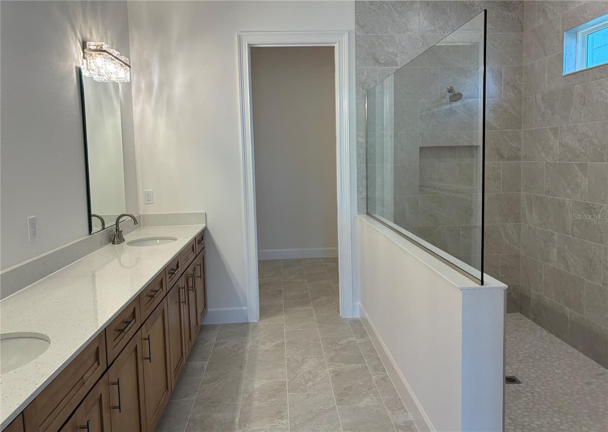 4 CORONADO ROAD — photo 29 of 36
