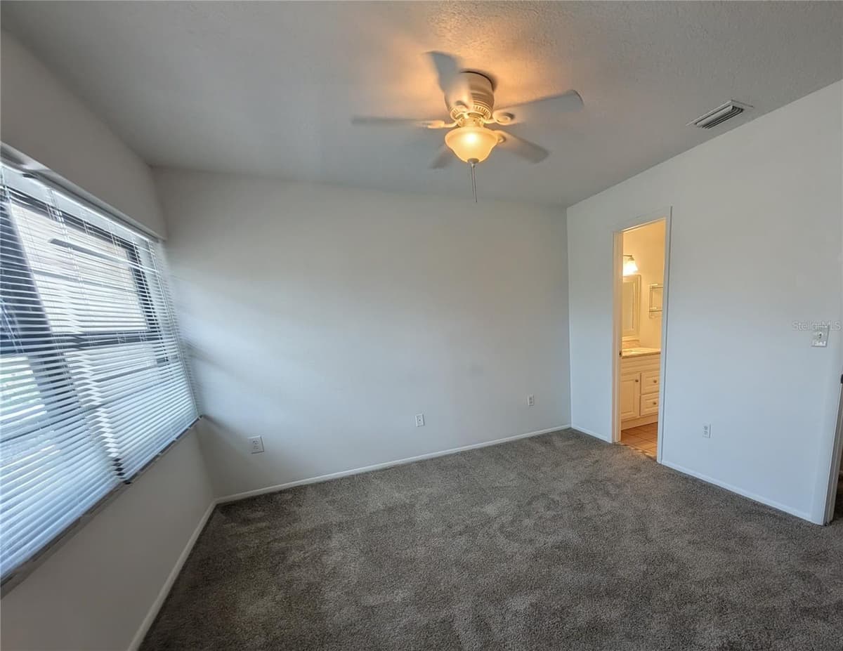 9209 SEMINOLE BOULEVARD — photo 23 of 40