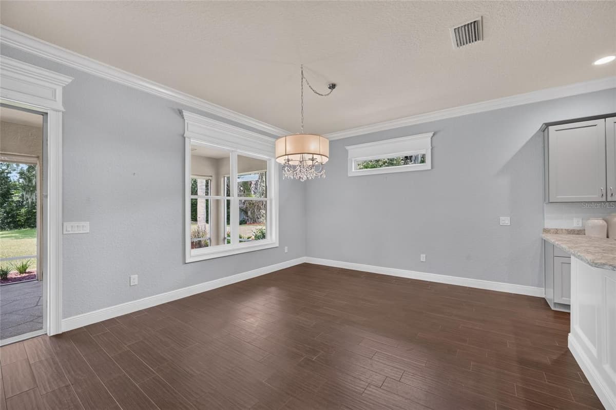 10216 JULIA ISLES AVENUE — photo 18 of 56