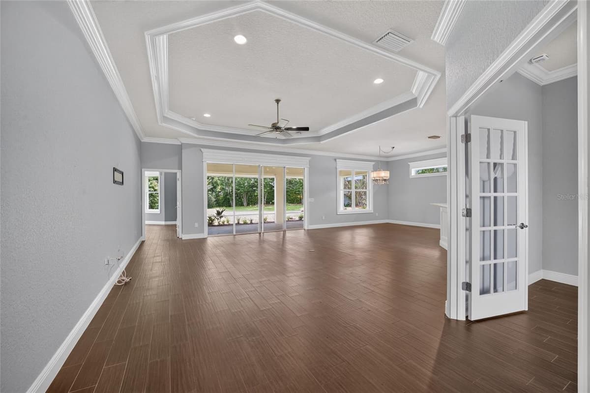 10216 JULIA ISLES AVENUE — photo 23 of 56