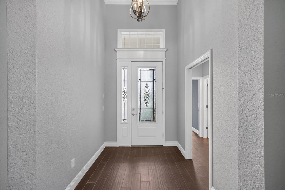 10216 JULIA ISLES AVENUE — photo 6 of 56