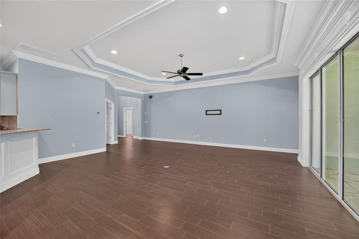 10216 JULIA ISLES AVENUE — photo 22 of 56