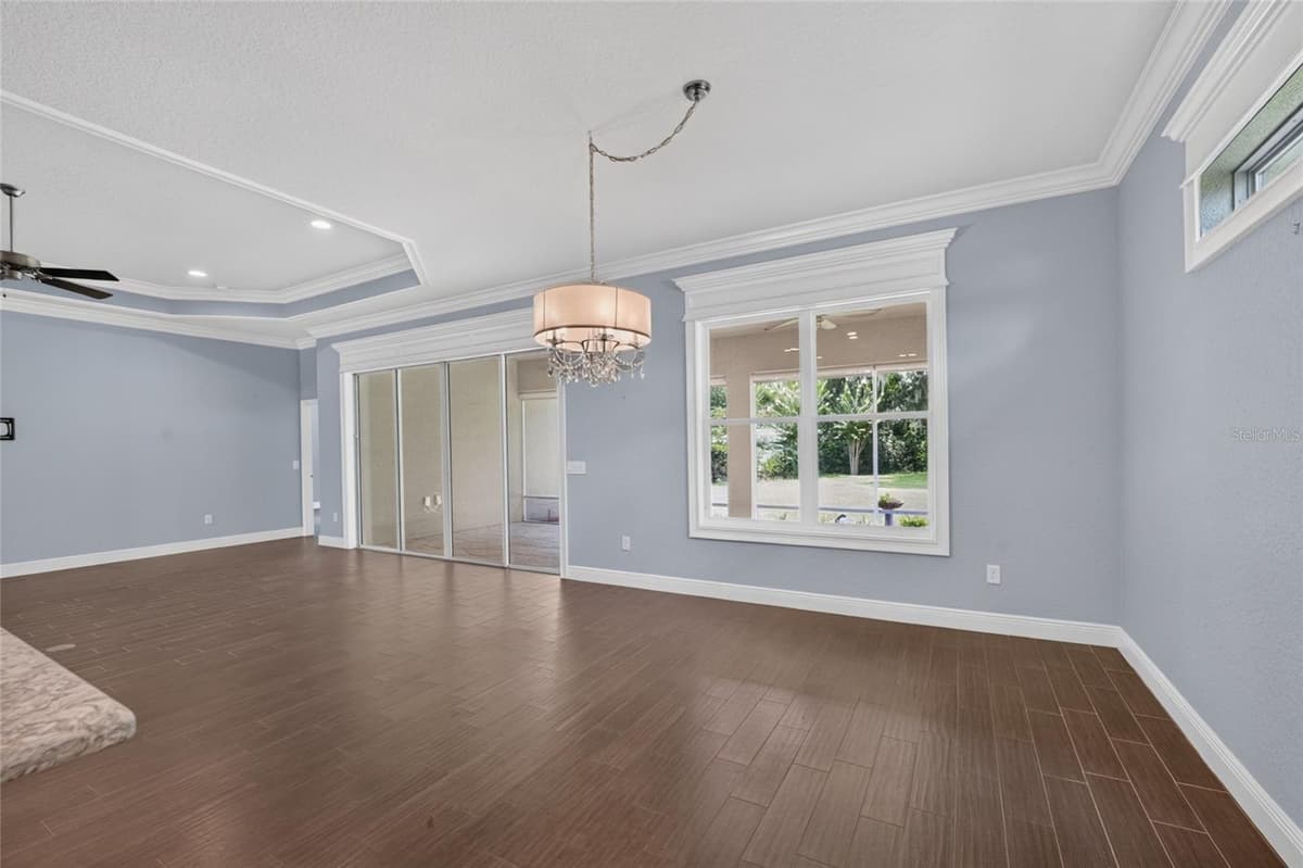10216 JULIA ISLES AVENUE — photo 19 of 56
