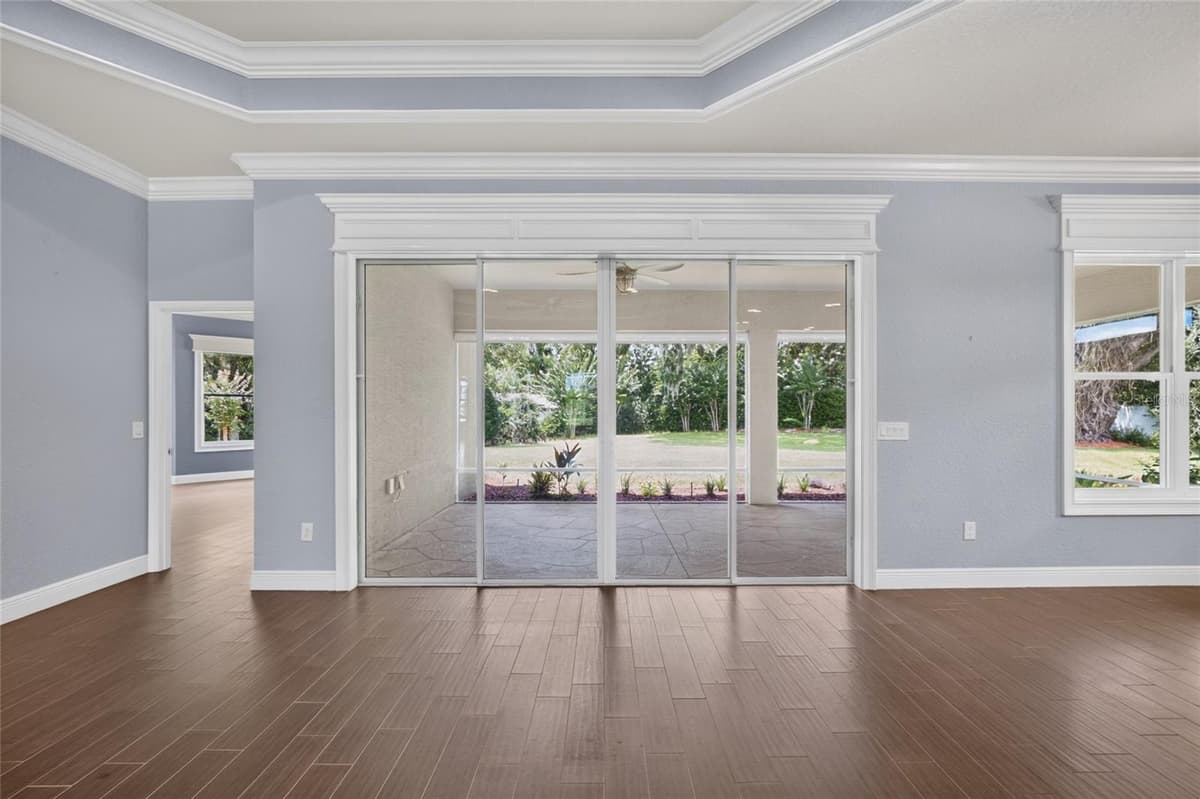 10216 JULIA ISLES AVENUE — photo 21 of 56