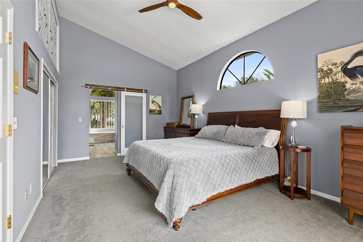 933 BEARDED OAKS TERRACE — photo 12 of 38