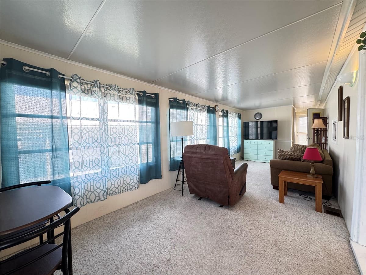 35114 GARBER LANE — photo 4 of 41