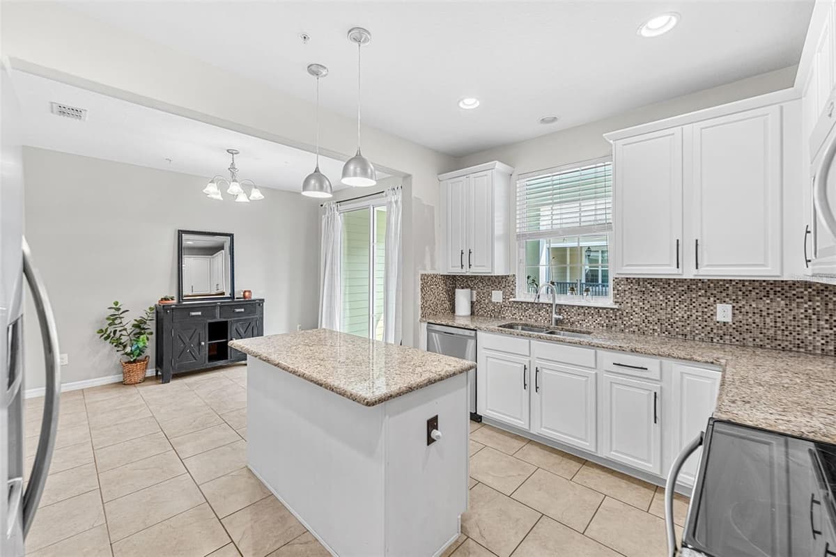 1380 MILL STREAM LANE — photo 9 of 33