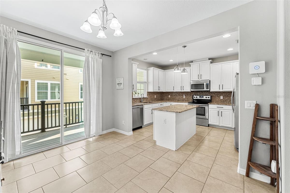 1380 MILL STREAM LANE — photo 10 of 33