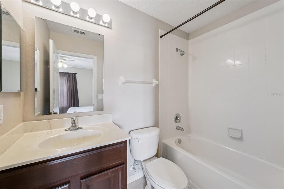 4246 TRIDENT POINT — photo 8 of 37