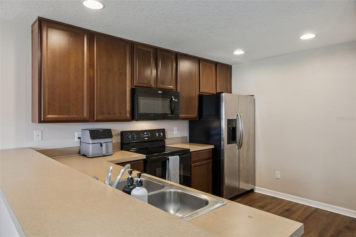 4246 TRIDENT POINT — photo 10 of 37