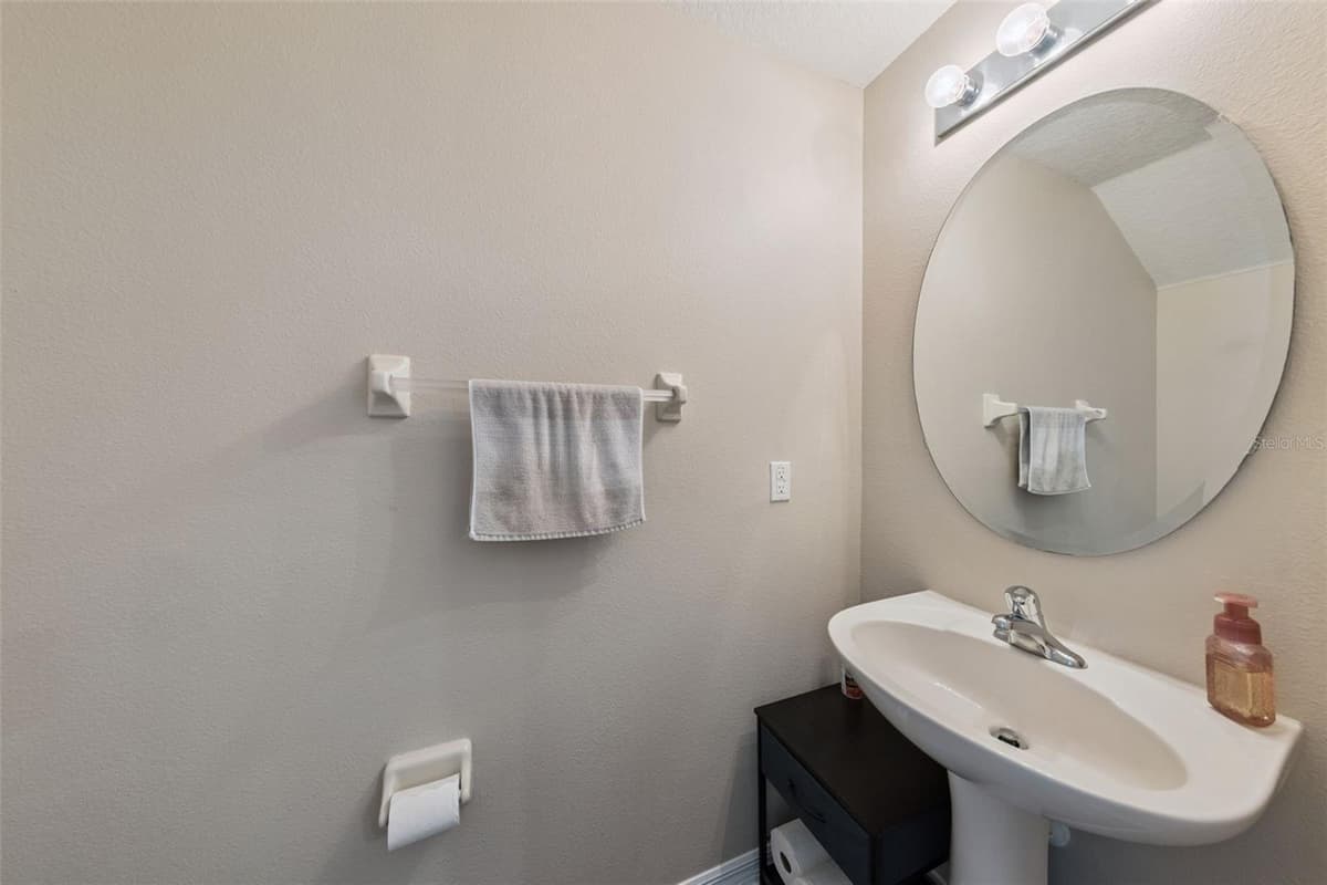 4246 TRIDENT POINT — photo 16 of 37