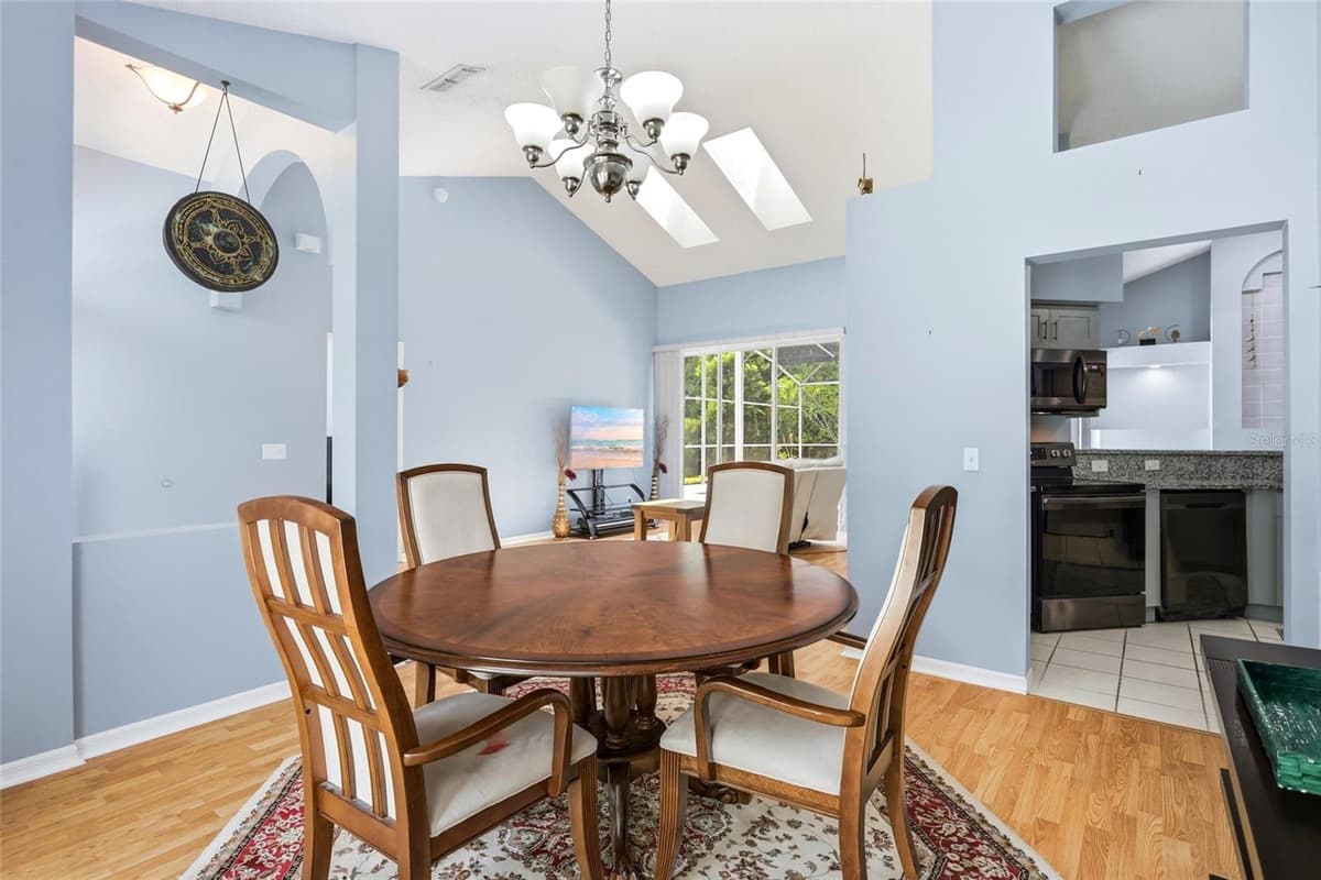 1007 EAGENS CREEK COURT — photo 6 of 61