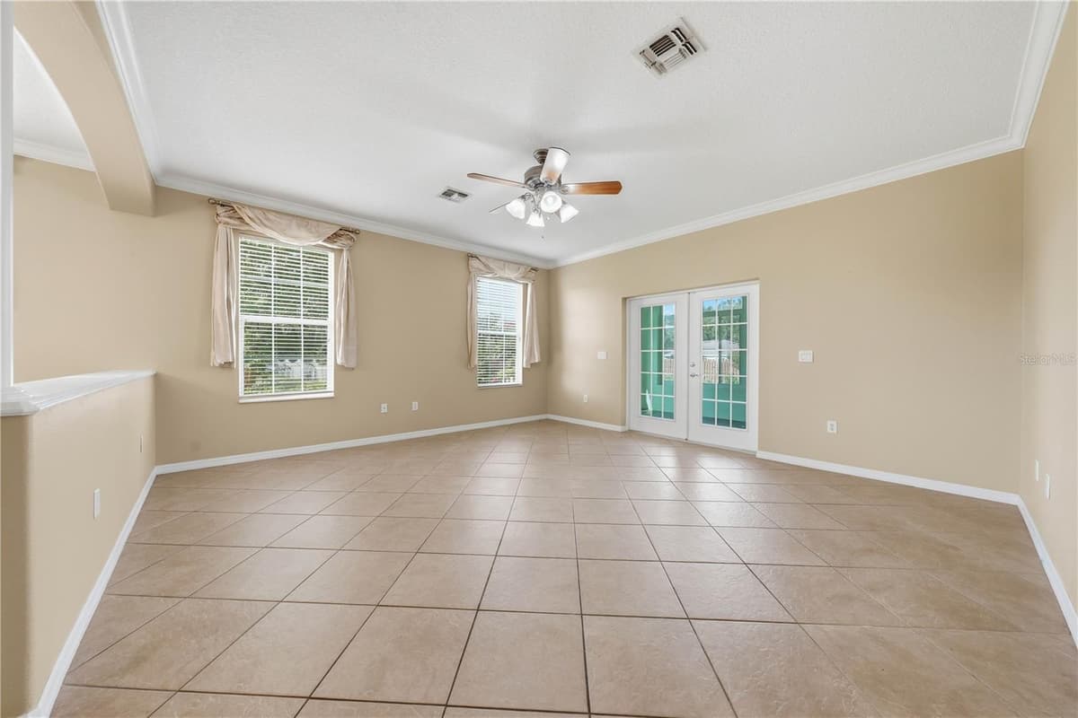 81 TWIN LAKE CIR — photo 15 of 62