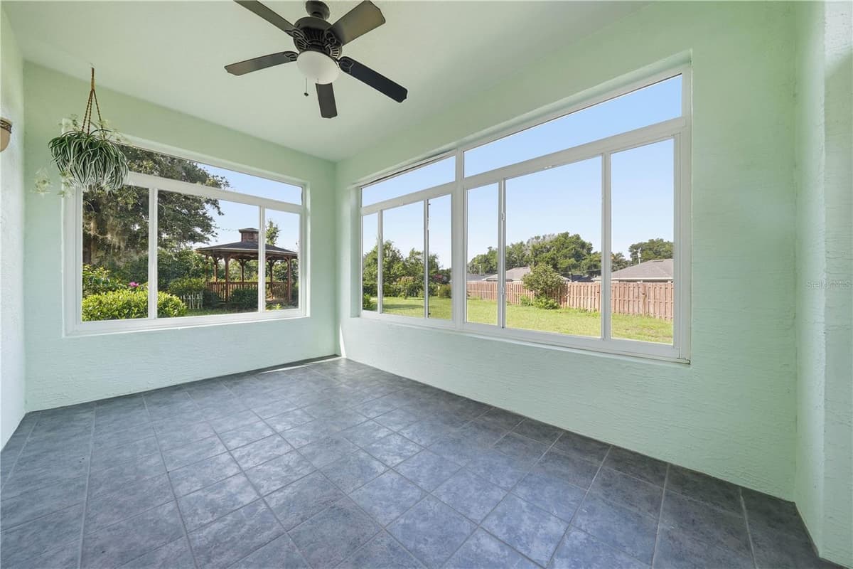 81 TWIN LAKE CIR — photo 34 of 62