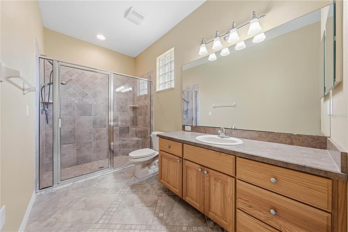 81 TWIN LAKE CIR — photo 21 of 62