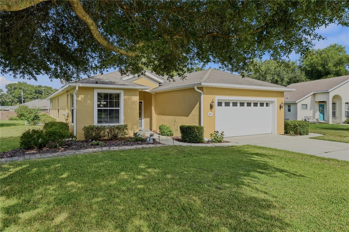 81 TWIN LAKE CIR — photo 1 of 62