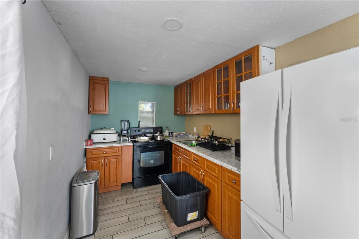 5712 15TH STREET — photo 13 of 44