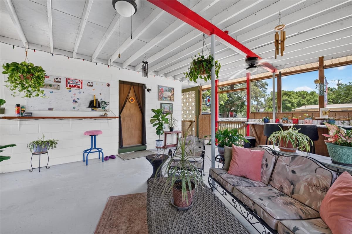 6 HIGHRIDGE ROAD — photo 3 of 14