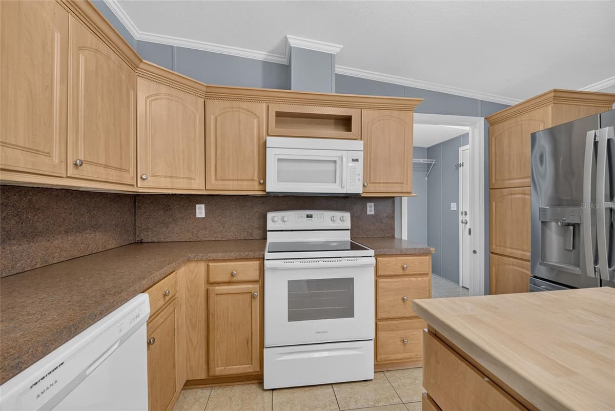 357 WALTER PLACE — photo 7 of 37