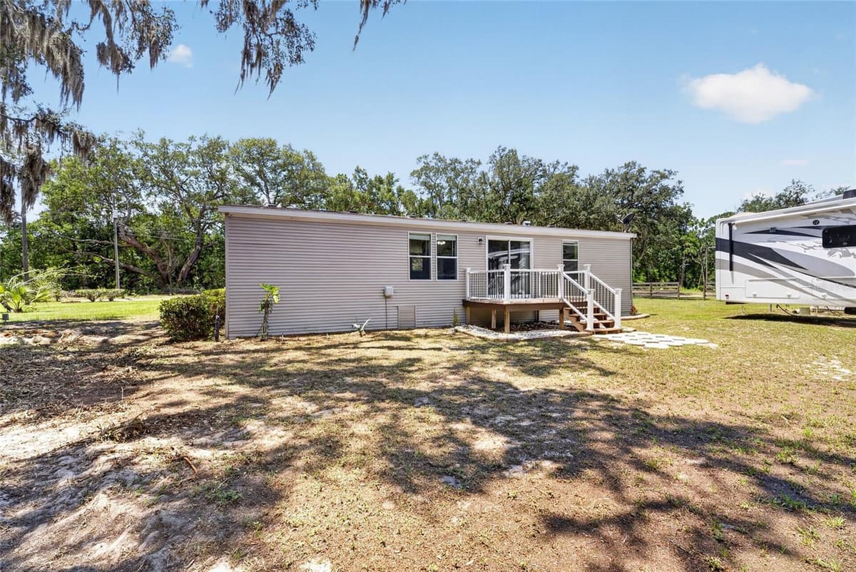 357 WALTER PLACE — photo 23 of 37