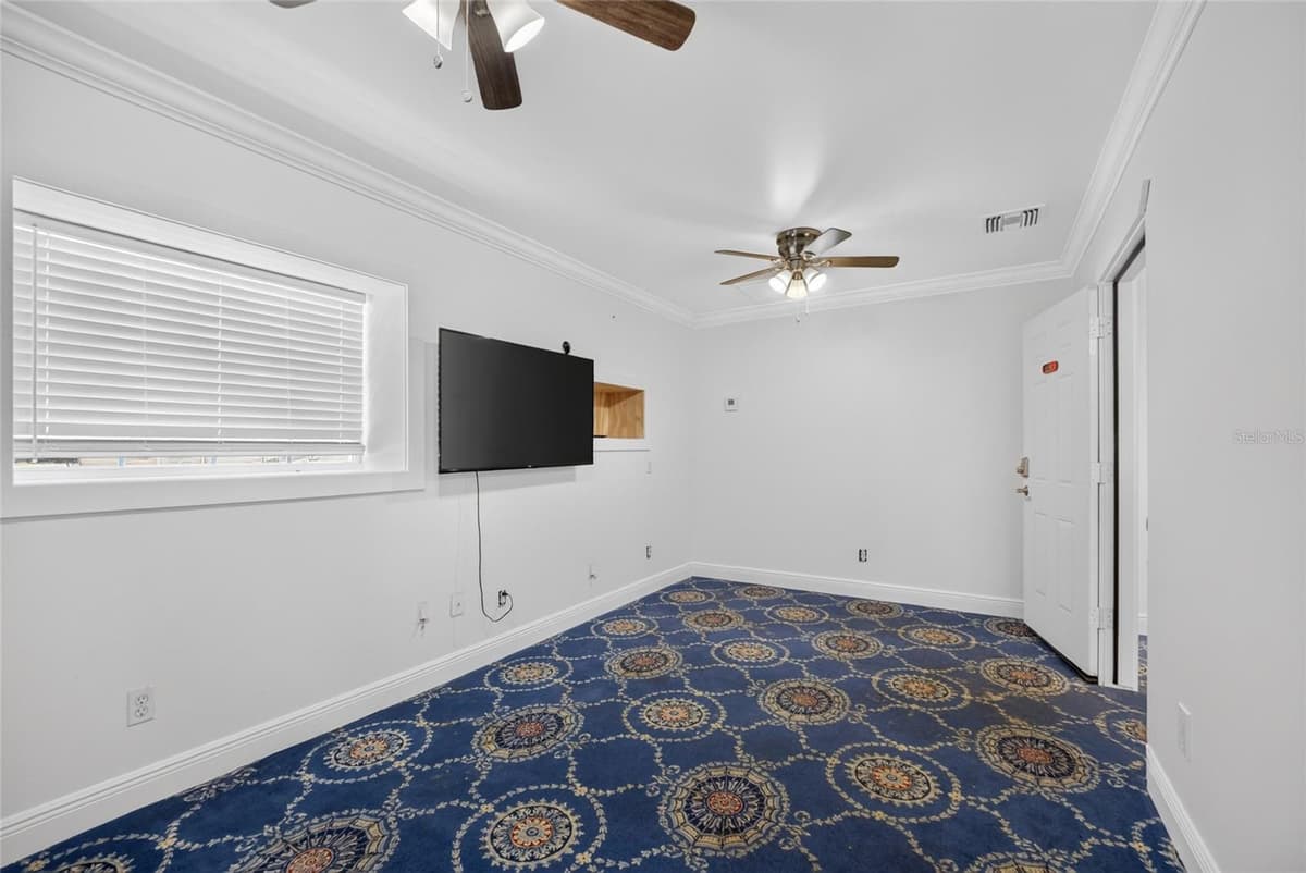 357 WALTER PLACE — photo 30 of 37