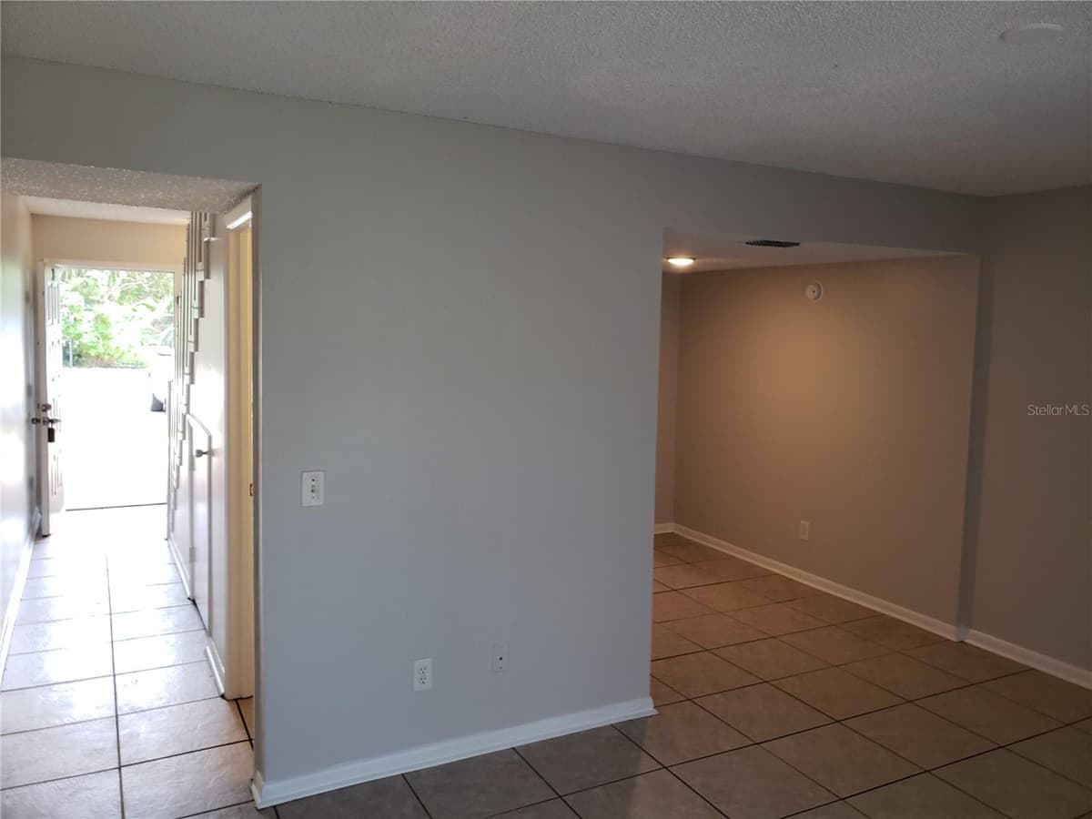 22706 GAGE LOOP — photo 7 of 30