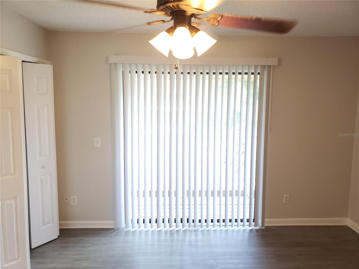 22706 GAGE LOOP — photo 12 of 30