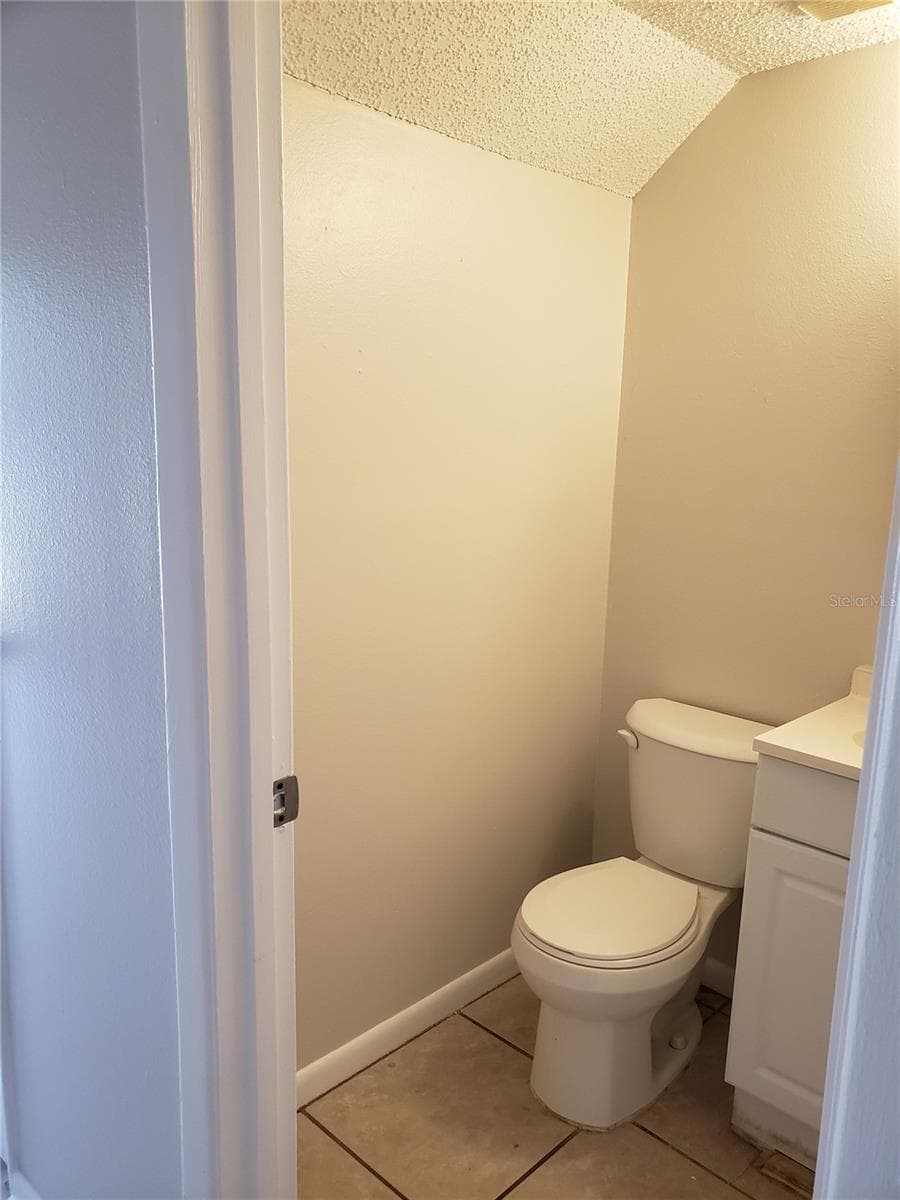 22706 GAGE LOOP — photo 8 of 30