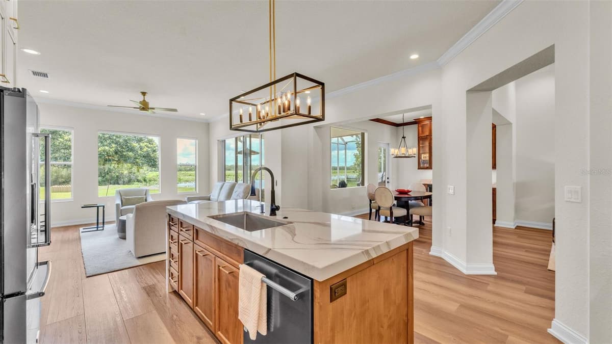 237 KENT COURT — photo 56 of 78