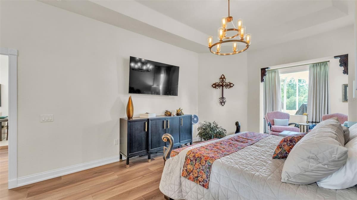 237 KENT COURT — photo 66 of 78