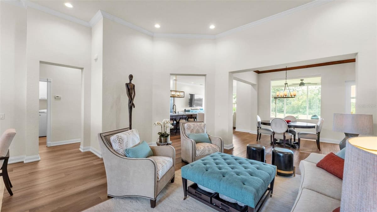237 KENT COURT — photo 38 of 78