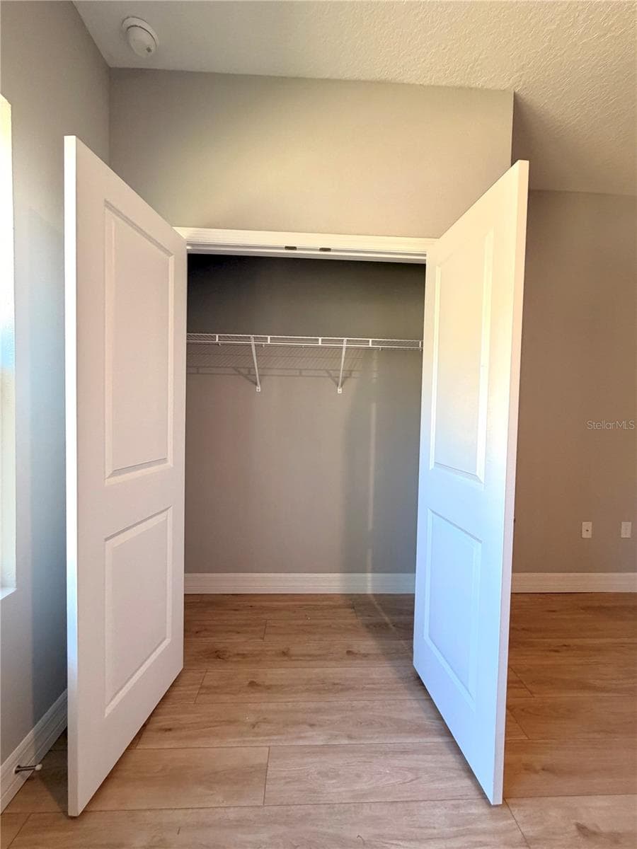 5226 PRENTICE LANE — photo 15 of 27