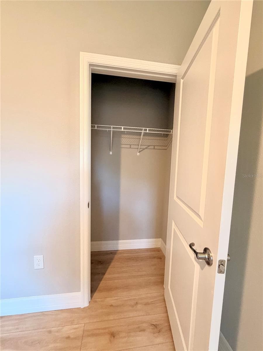 5226 PRENTICE LANE — photo 22 of 27