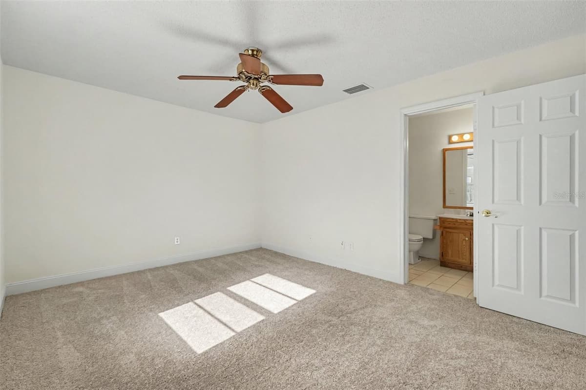 1916 HUDSON COURT — photo 13 of 26