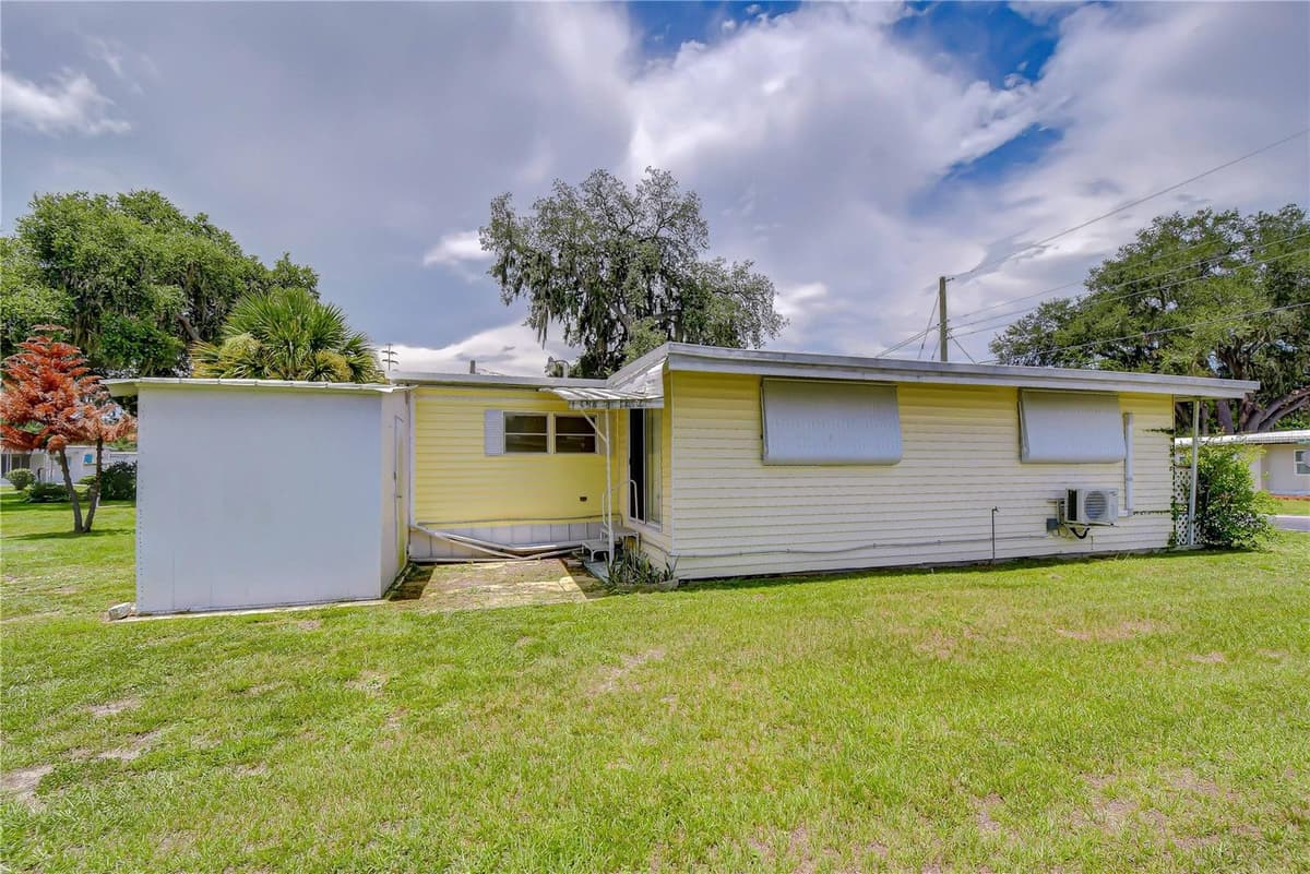37344 HAMMOND DRIVE — photo 32 of 33