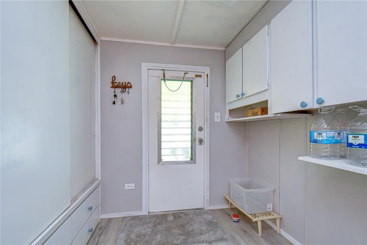 37344 HAMMOND DRIVE — photo 12 of 33